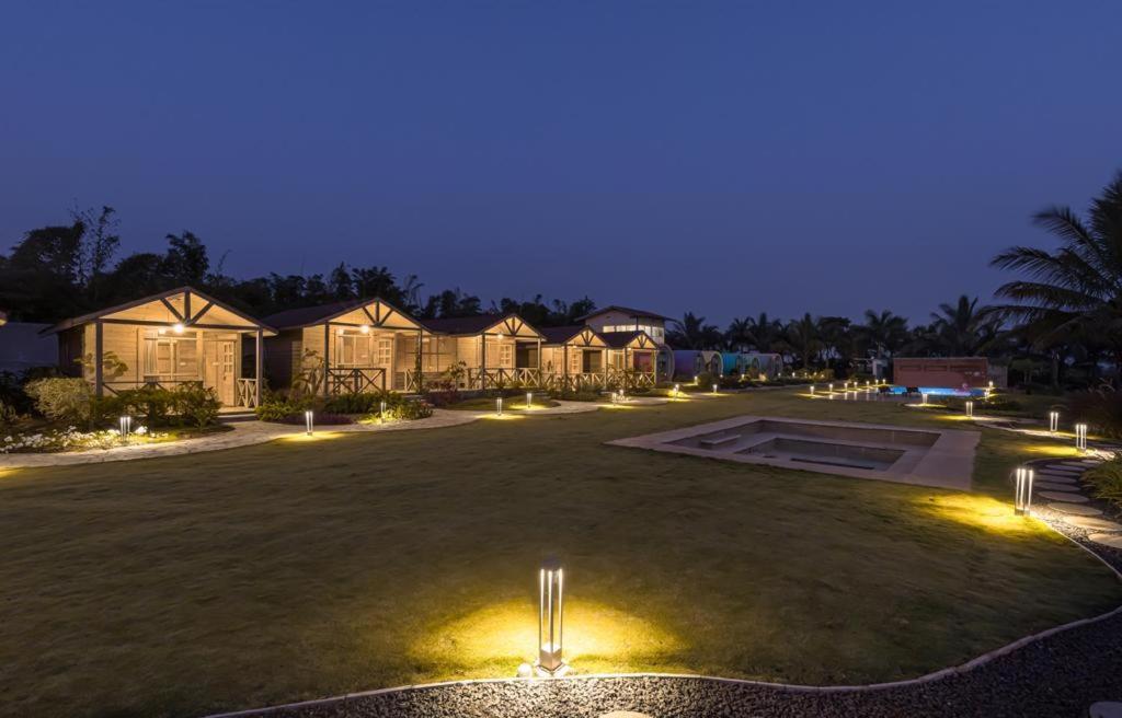 Waterscape Retreat Girnare Exterior photo